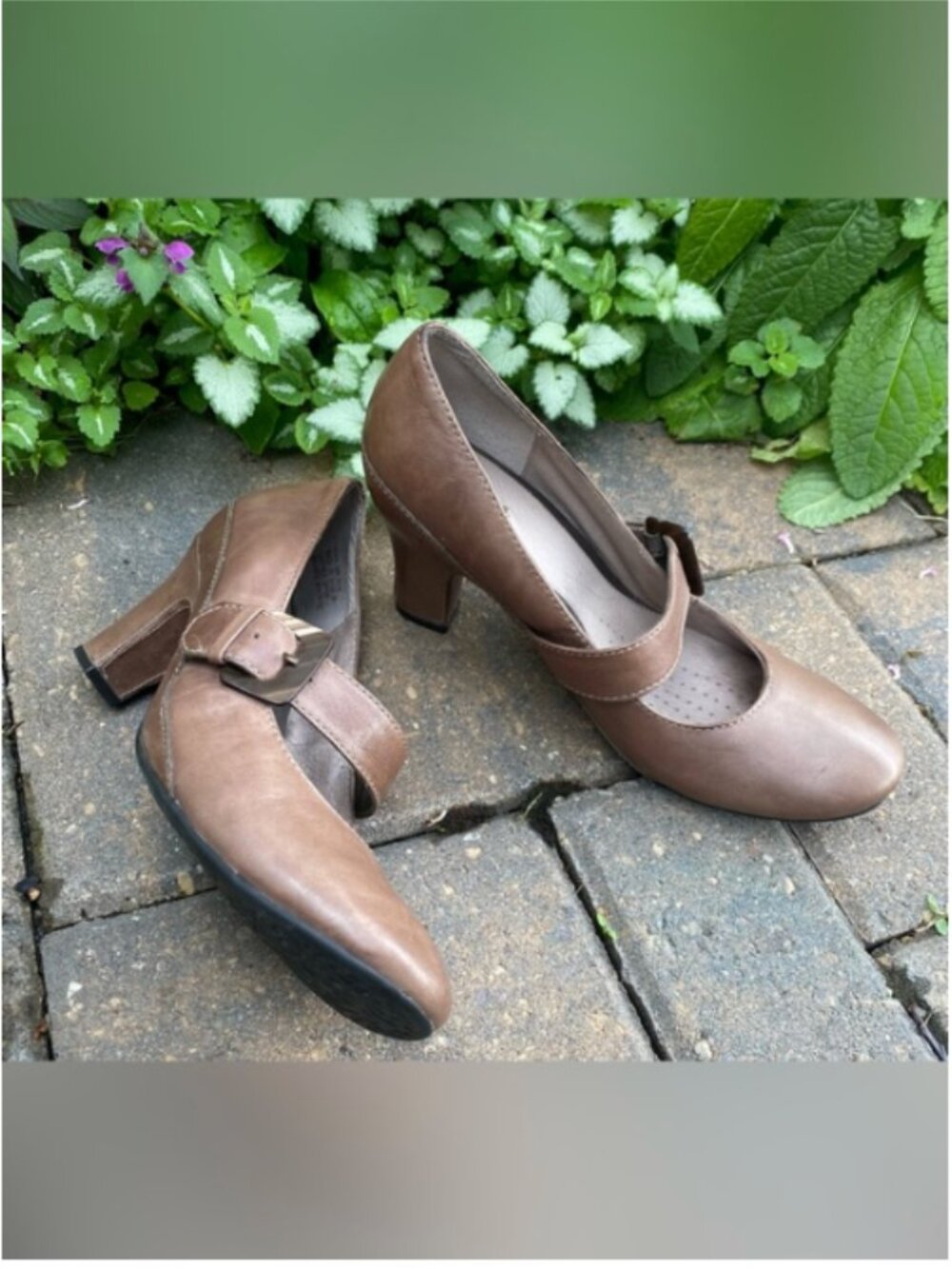 Clarks Artisan Mary Jane Heels — Taupe Brown Leather, 9.5M Fall Sale